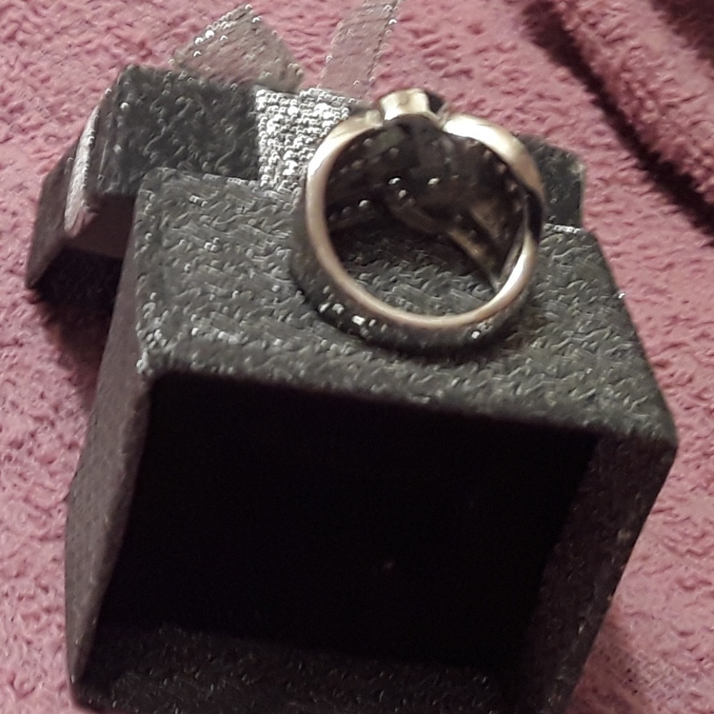 Silver ring - Picture 3 of 3